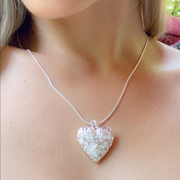 ☀️ Silver Heart Necklace chain - Picture 7 of 11